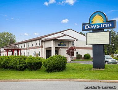 Days Inn By Wyndham Lancaster Pa Dutch Country Ronks Exteriér fotografie